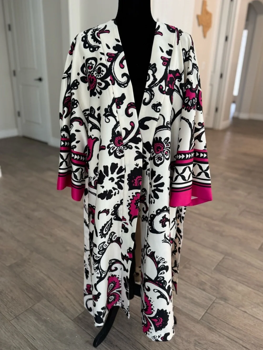 NWT Eliane Rose Kimono Style Dress Size XL - Picture 2 of 6